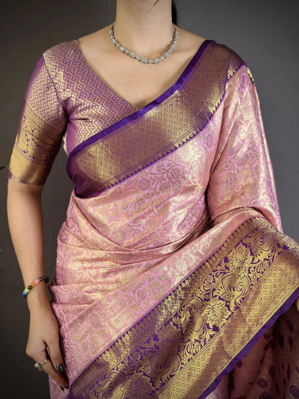 Charismatic Wedding Wear Kanjivaram Silk Rich Pallu Jacquard Border Designer Saree With Contrast Blouse Piece