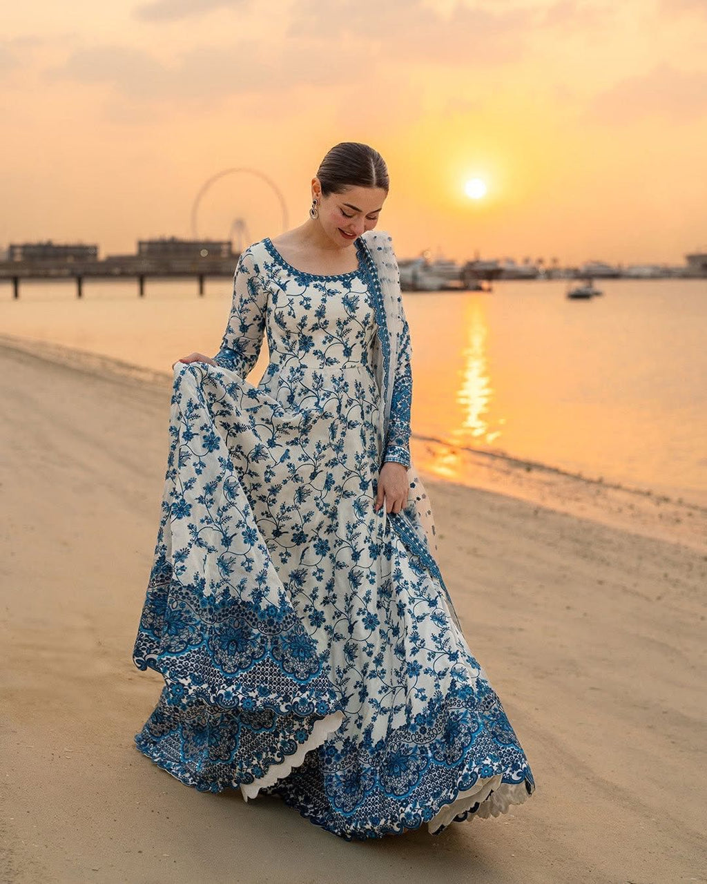 ✨👑 Royal Anarkali Suit Set – Grace Meets Glamour 👑✨