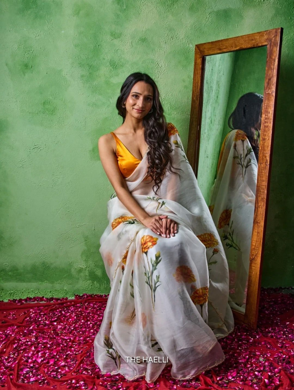✨ Elegant Soft Tebby Silk Floral Saree with Beads & Katdana Handwork ✨
