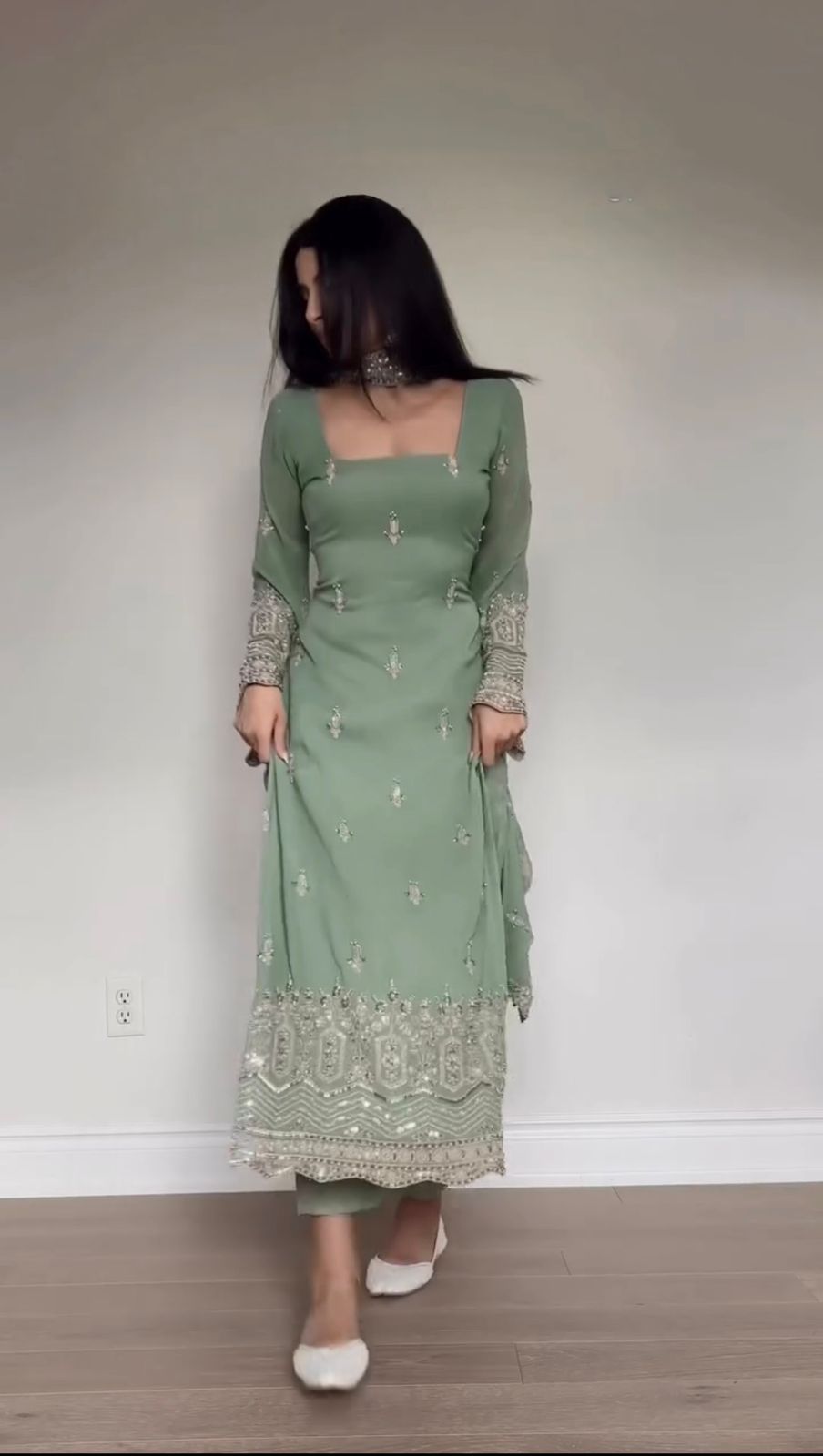 Elegant Designer Georgette Suit Set – Grace in Every Thread