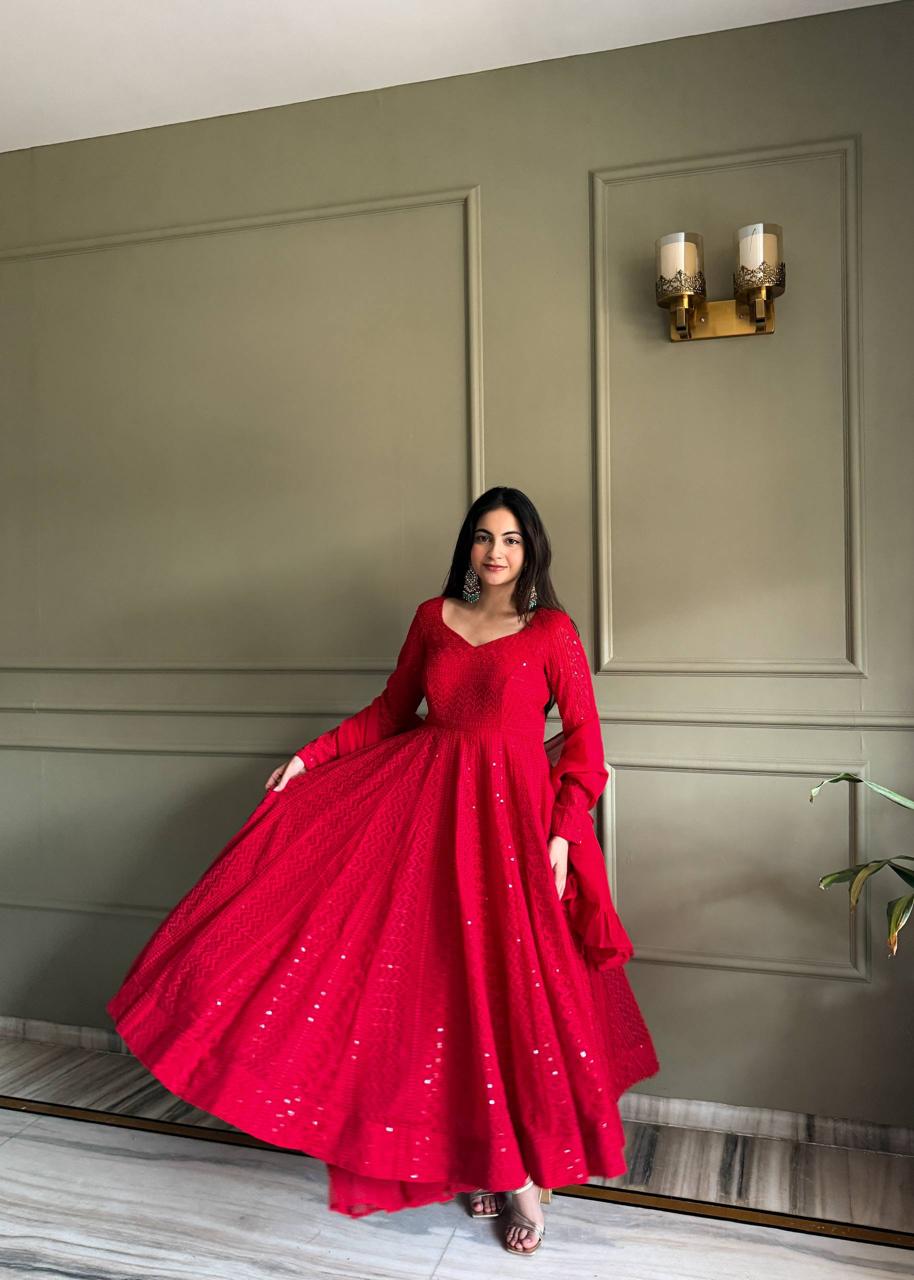 ✨ Premium Kali Cut Anarkali Set with Pent & Ruffle Dupatta (Ready to Wear) ✨