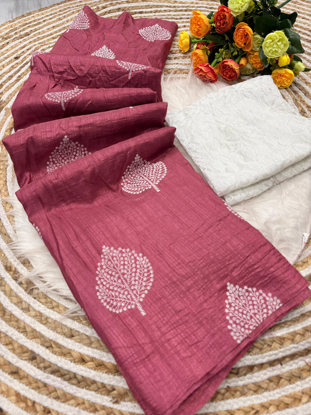 ✨ Premium Soft Silk Foil Butta Saree with Heavy Tassels & Fancy Latkan 💖