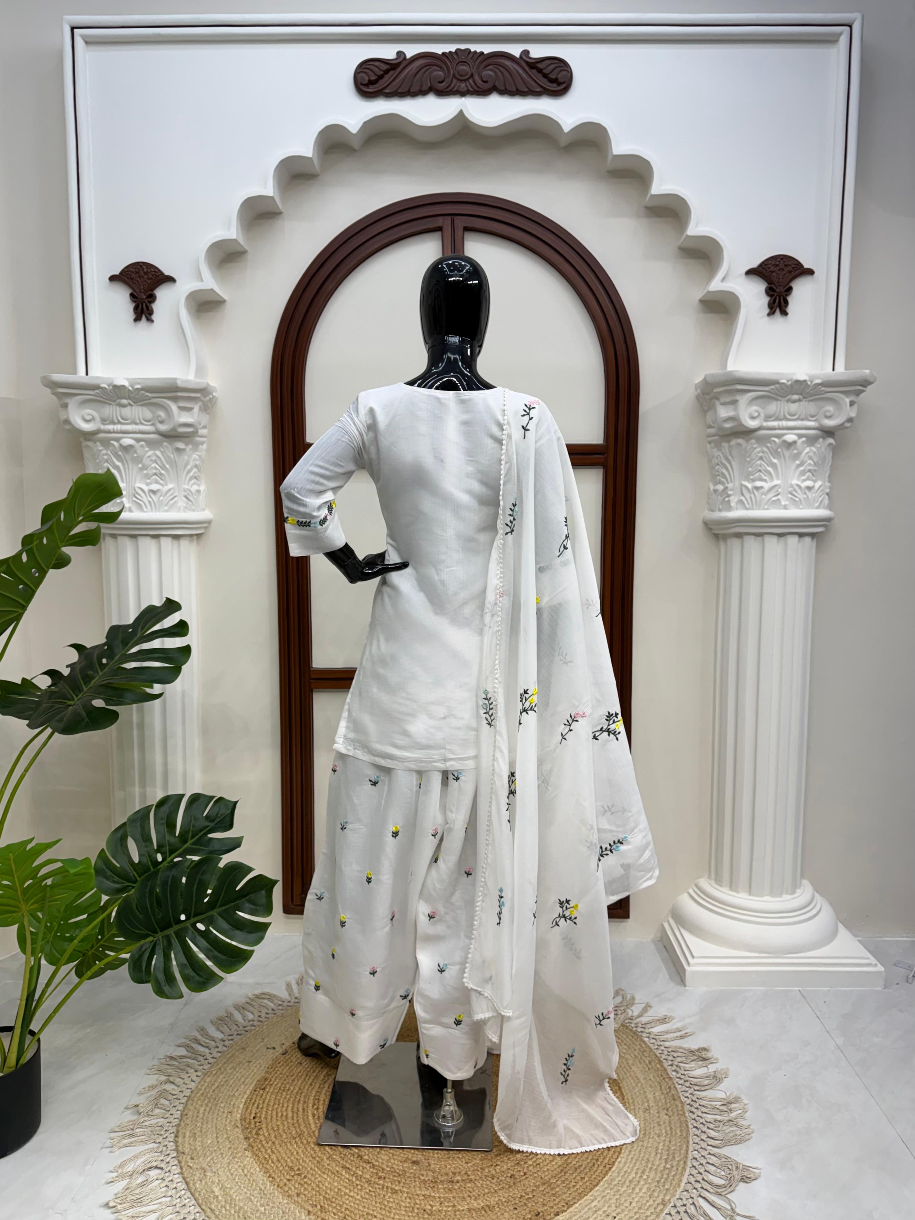 Designer Wear Exclusive Farsi Salwar Suit in Mull Chanderi Fabric Suit