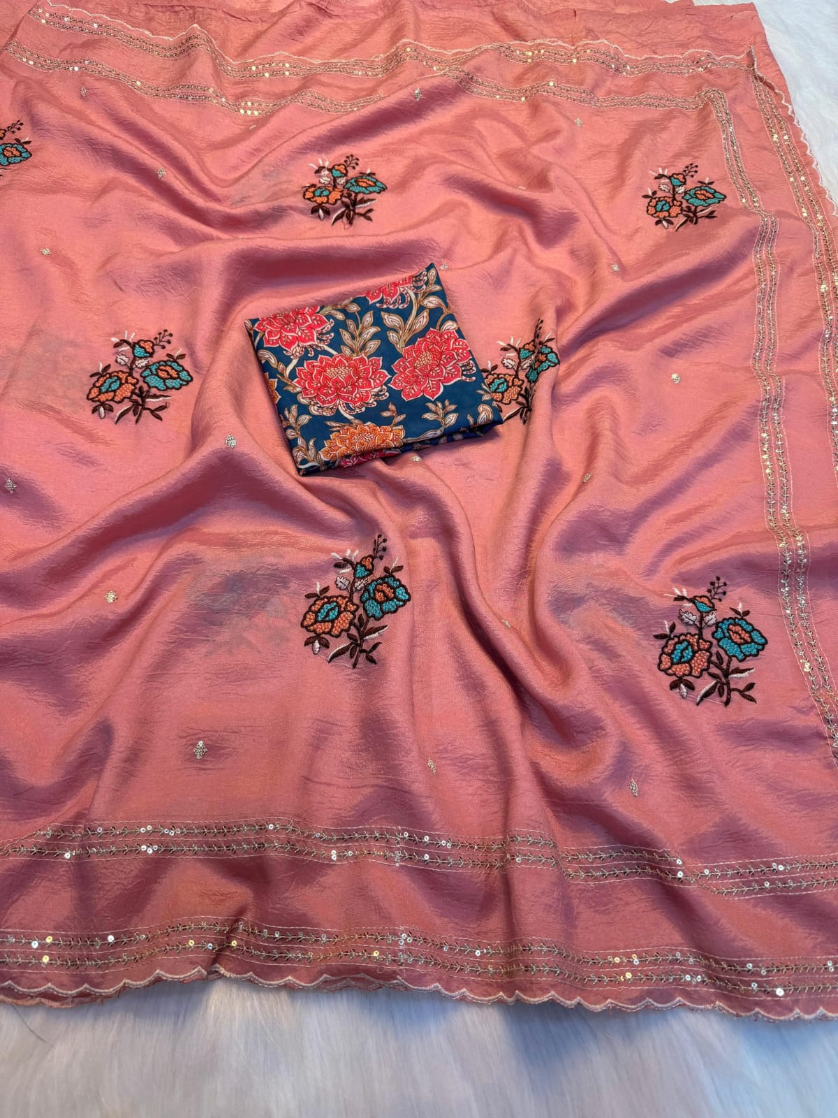 ✨🌸 Royal Elegance Crunchy Silk Saree Collection 🌸✨