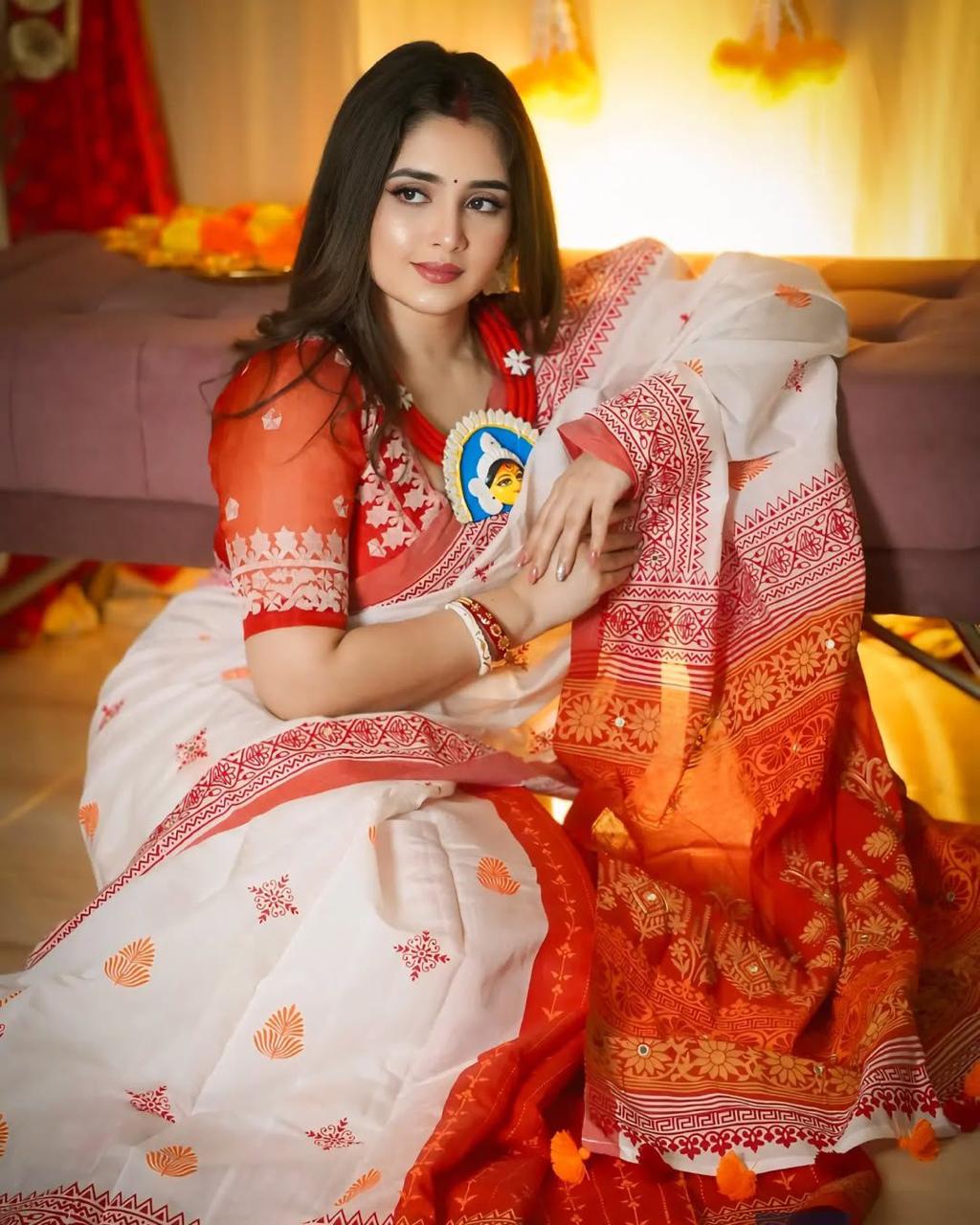 ✨🌸 PREMIUM HEAVY LINEN BLOOMING SAREE COLLECTION 🌸✨