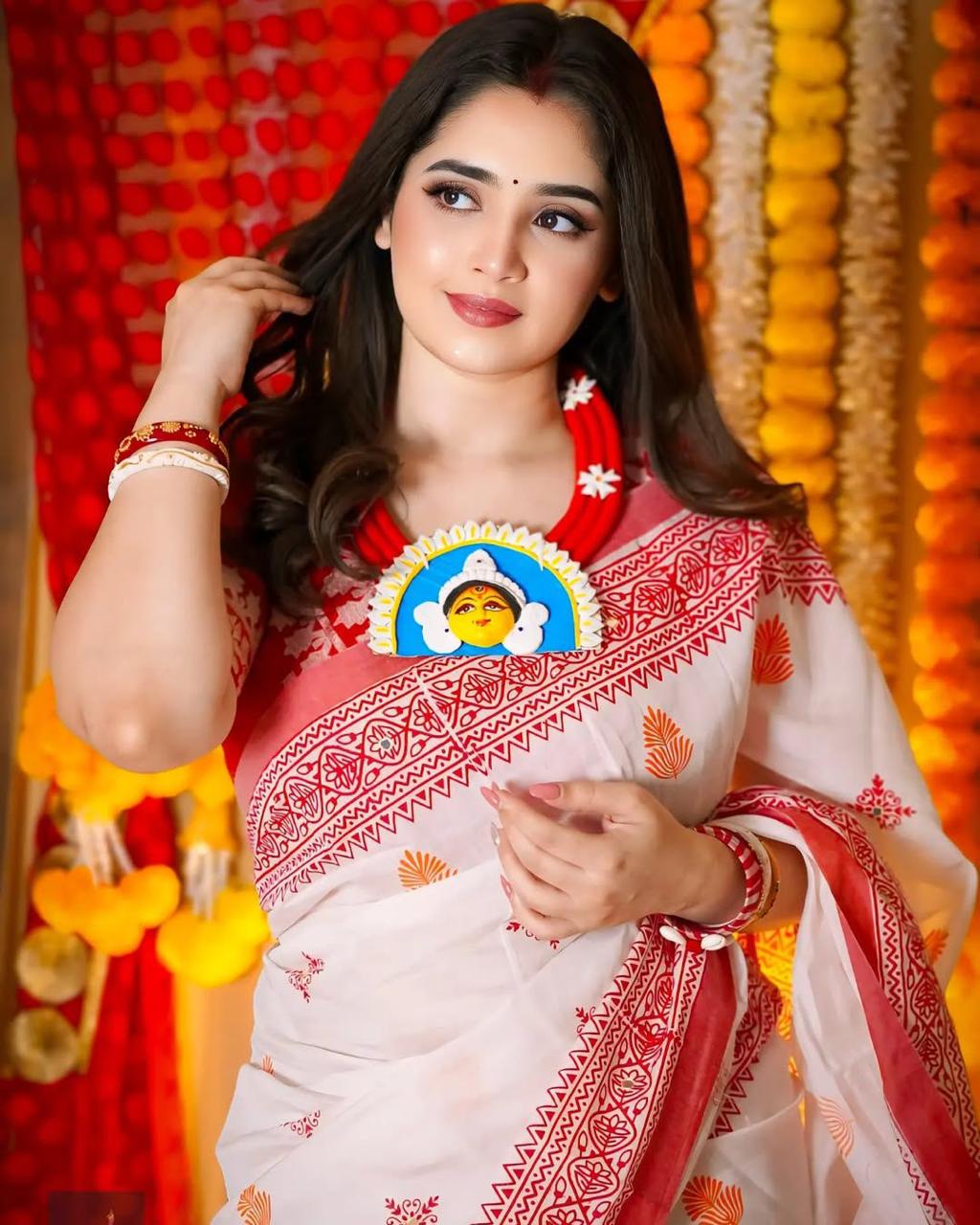 ✨🌸 PREMIUM HEAVY LINEN BLOOMING SAREE COLLECTION 🌸✨