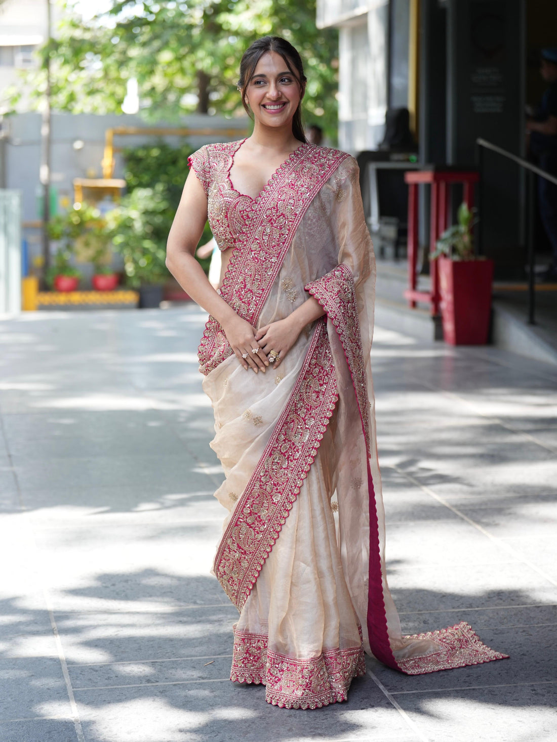 ✨🥂 LUXURY CHAMPAGNE GOLD DESIGNER ZIPSY SILK SAREE WITH DORI & SEQUINS EMBROIDERY 🥂✨