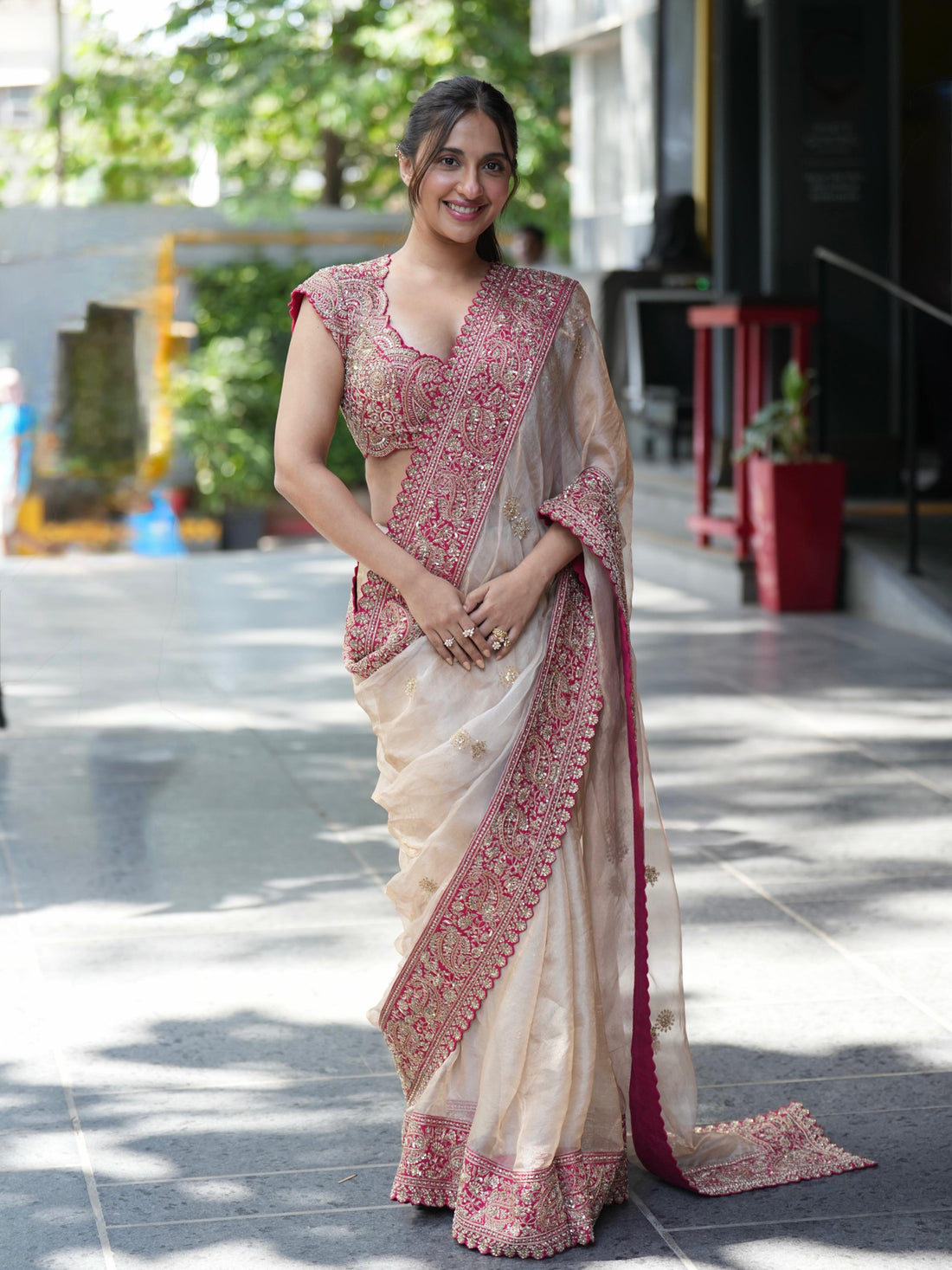 ✨🥂 LUXURY CHAMPAGNE GOLD DESIGNER ZIPSY SILK SAREE WITH DORI & SEQUINS EMBROIDERY 🥂✨