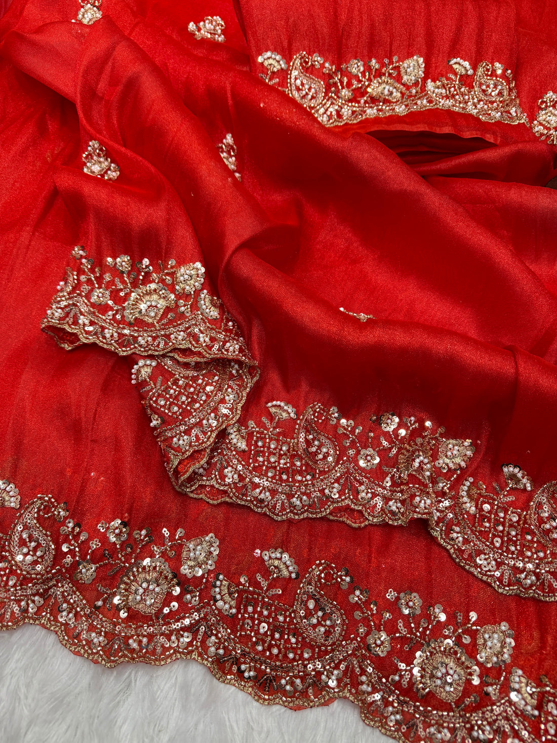 Premium Designer Saree  Premium Soft Tissue Fabric and with blouse